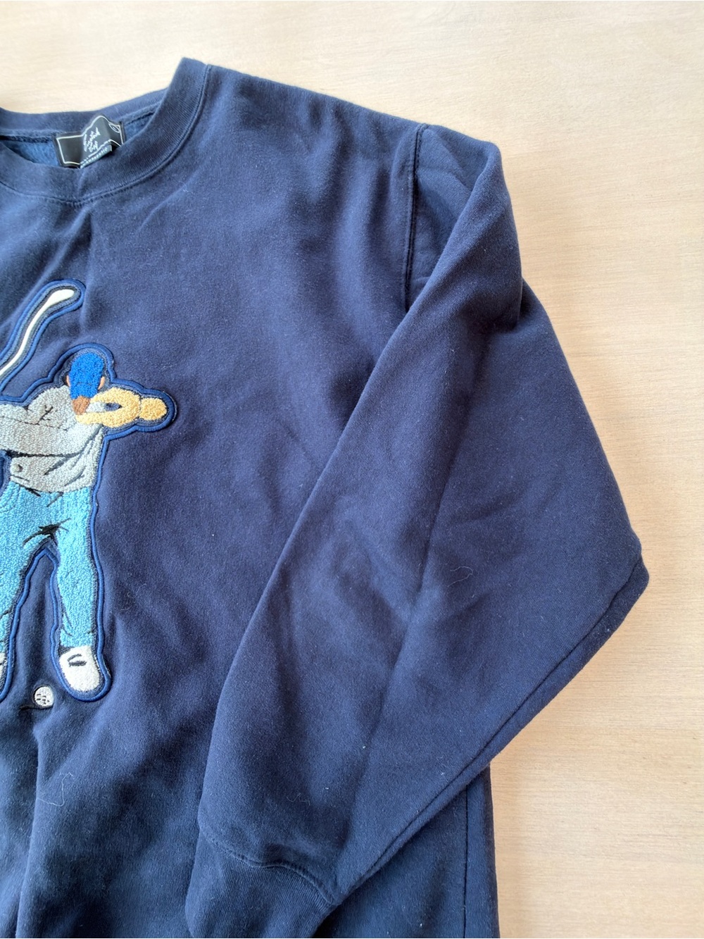 Eastside Golf Classic Navy Crewneck Sweater with Embroidered Golfer Motif - Picture 2 of 8